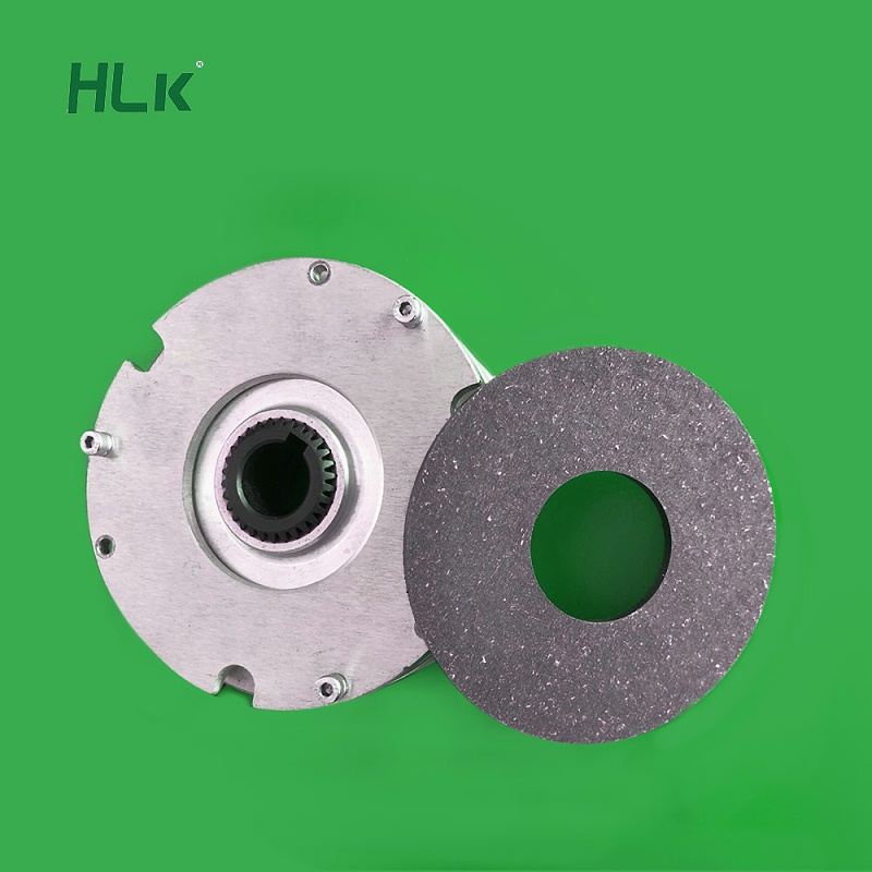 為什么制動摩擦片上面有很多溝槽，有什么作用嗎？