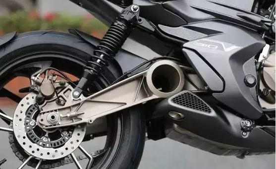 摩托車碟剎好，還是鼓剎好呢？