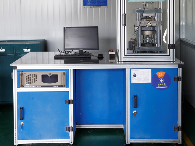 華龍制動(dòng)器摩擦片防塵、防污性好，摩擦系數(shù)穩(wěn)定