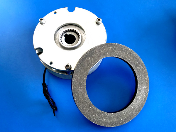 劣質(zhì)的摩擦材料有哪些危害？