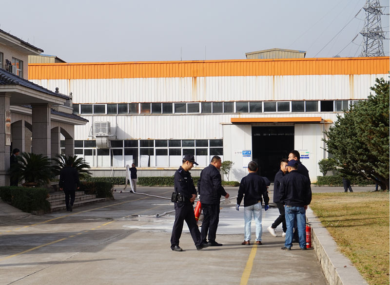 華龍公司開展消防演練活動(dòng)