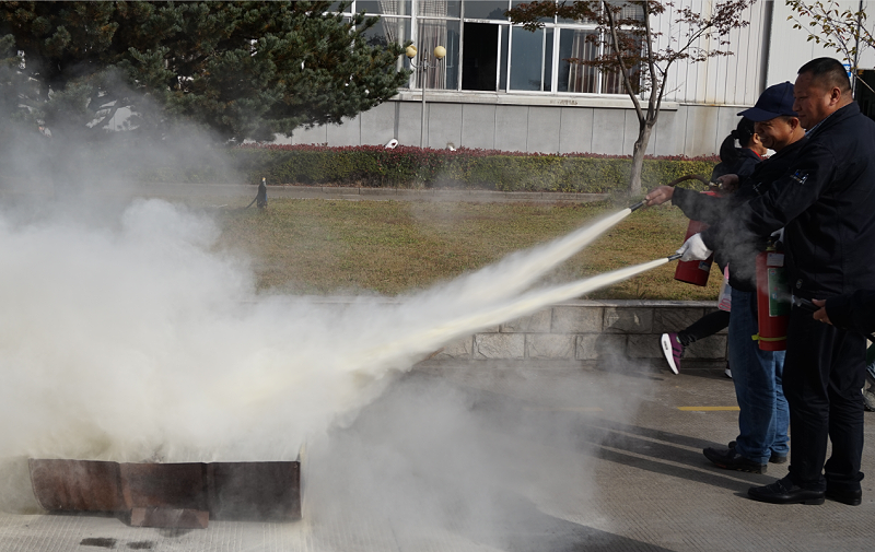 華龍公司開展消防演練活動(dòng)