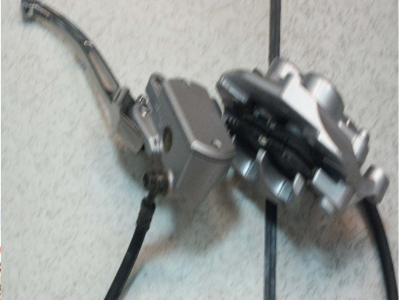 盤式制動(dòng)器的組成