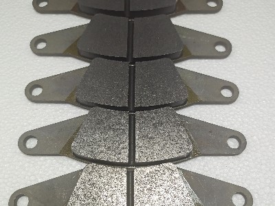 判斷電機剎車片是否需要更換的方法有哪些？